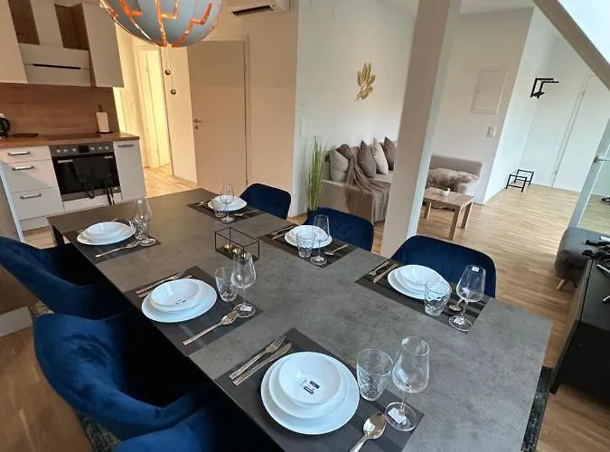 New With Spacious Balcony 18 Βιέννη